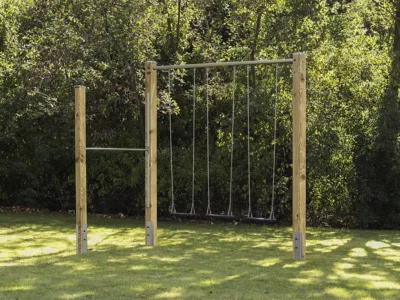 Einzel-, Doppel- oder Dreierschaukel mit Turnreck auf 270 Grad - Lärche