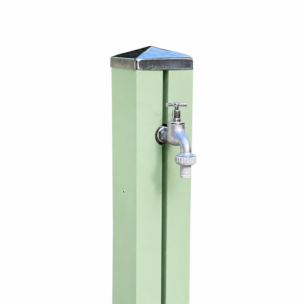 Wasserzapfstelle Fichte/Tanne lackiert
